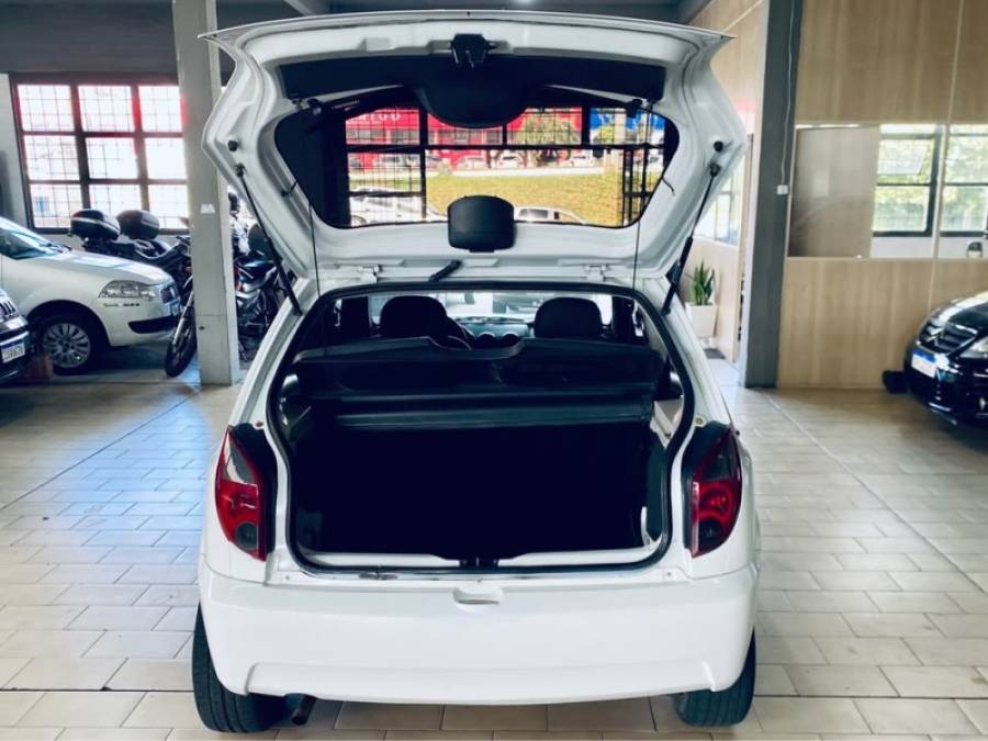 CHEVROLET - CELTA - 2012/2013 - Branca - R$ 24.990,00