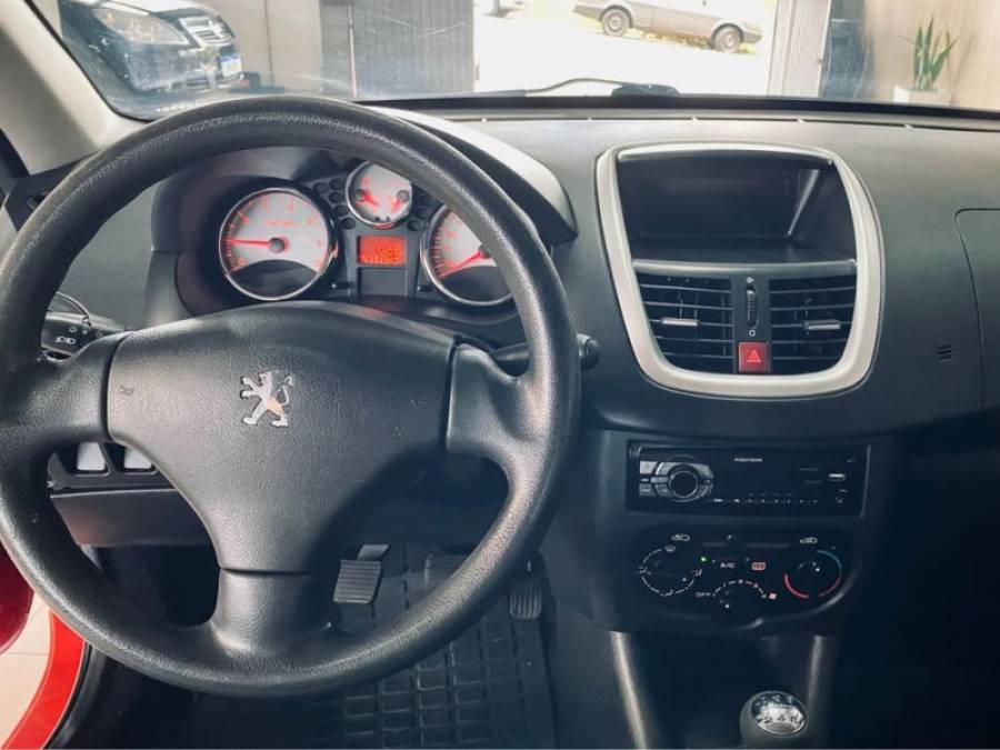 PEUGEOT - 207 - 2012/2013 - Vermelha - R$ 21.990,00