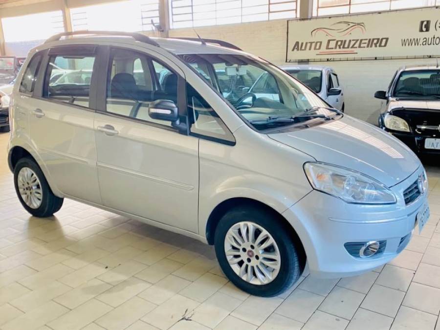 FIAT - IDEA - 2012/2013 - Prata - R$ 35.990,00