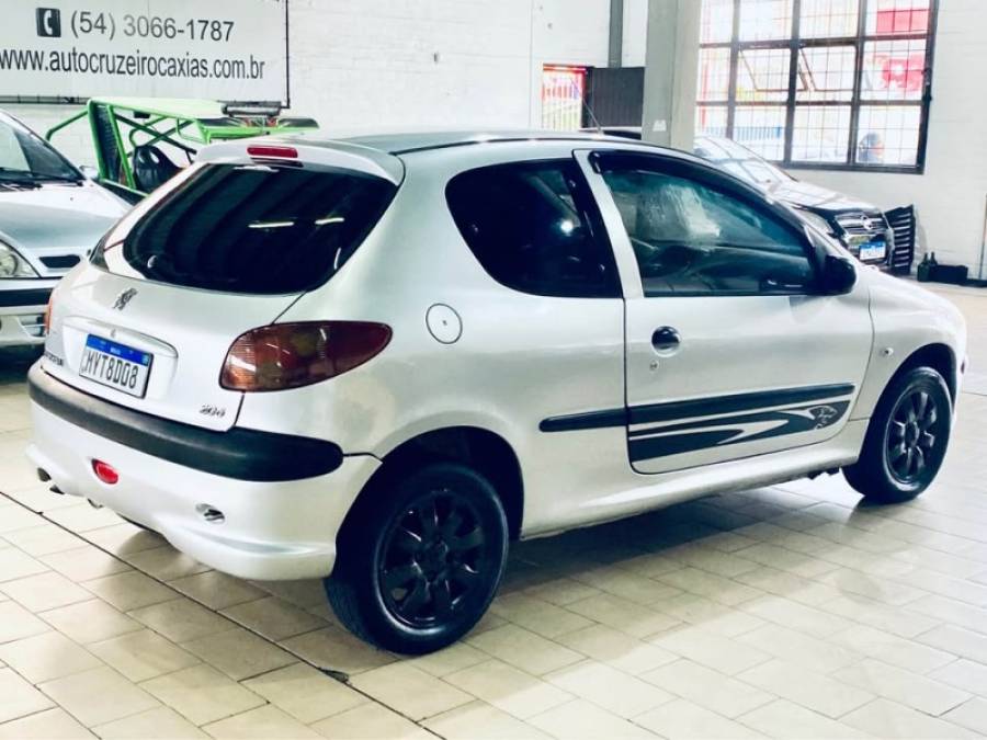 PEUGEOT - 206 - 2005/2006 - Prata - R$ 11.990,00