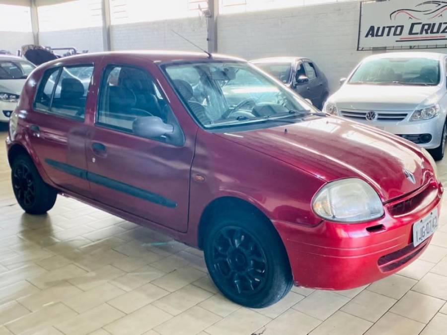 RENAULT - CLIO - 1999/2000 - Vinho - R$ 10.990,00