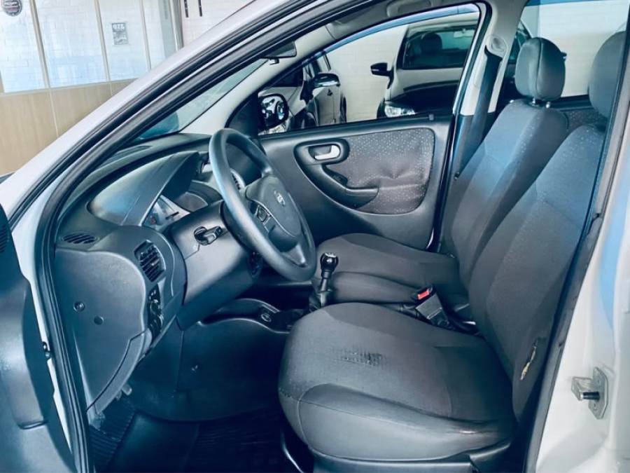 CHEVROLET - CORSA - 2007/2009 - Branca - R$ 27.990,00