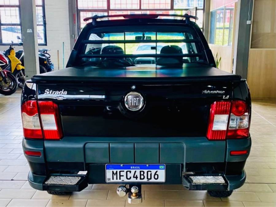 FIAT - STRADA - 2009/2009 - Preta - R$ 39.990,00