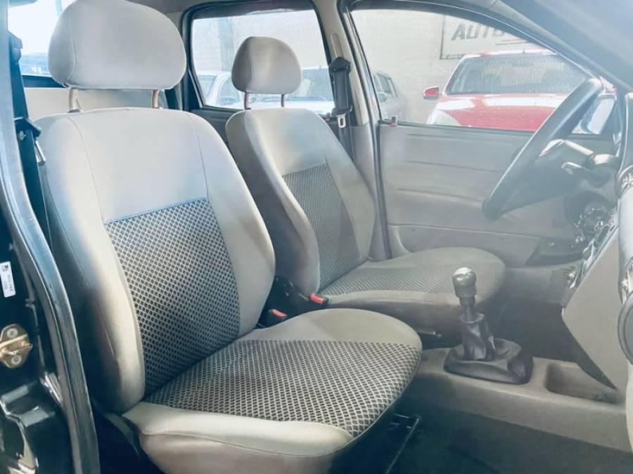 CHEVROLET - CLASSIC - 2009/2010 - Preta - R$ 19.990,00