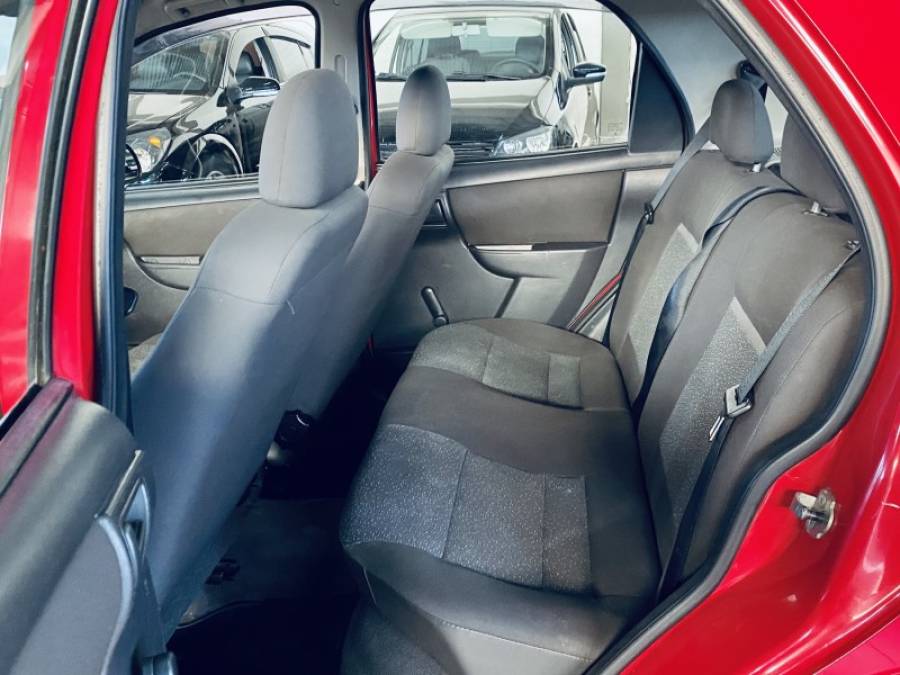 CHEVROLET - CELTA - 2011/2012 - Vermelha - R$ 22.990,00