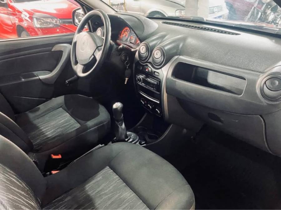 RENAULT - SANDERO - 2011/2012 - Vermelha - R$ 24.990,00