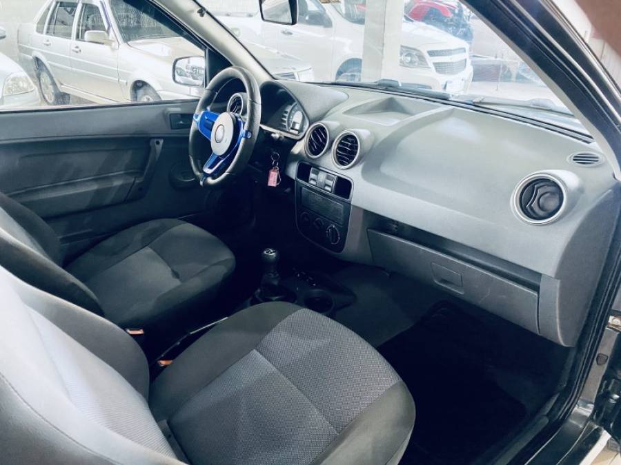 VOLKSWAGEN - GOL - 2007/2007 - Cinza - R$ 18.990,00