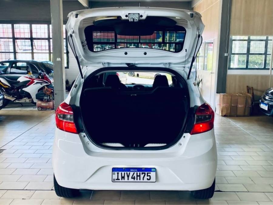 FORD - KA - 2015/2016 - Branca - R$ 39.990,00