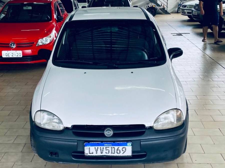 CHEVROLET - CORSA - 1997/1997 - Branca - R$ 11.990,00