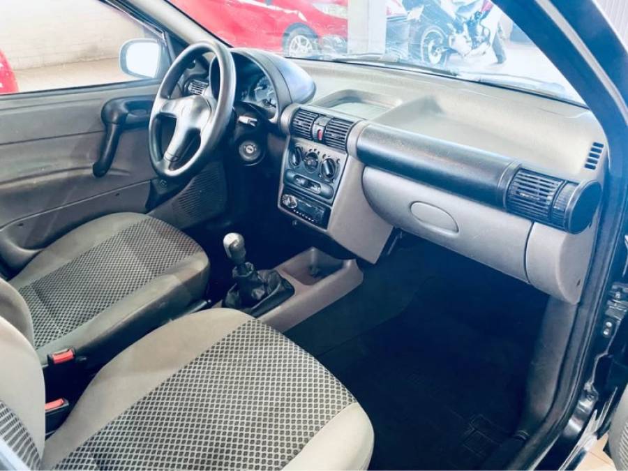 CHEVROLET - CLASSIC - 2009/2010 - Preta - R$ 19.990,00