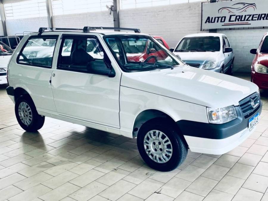 FIAT - UNO - 2011/2012 - Branca - R$ 22.990,00