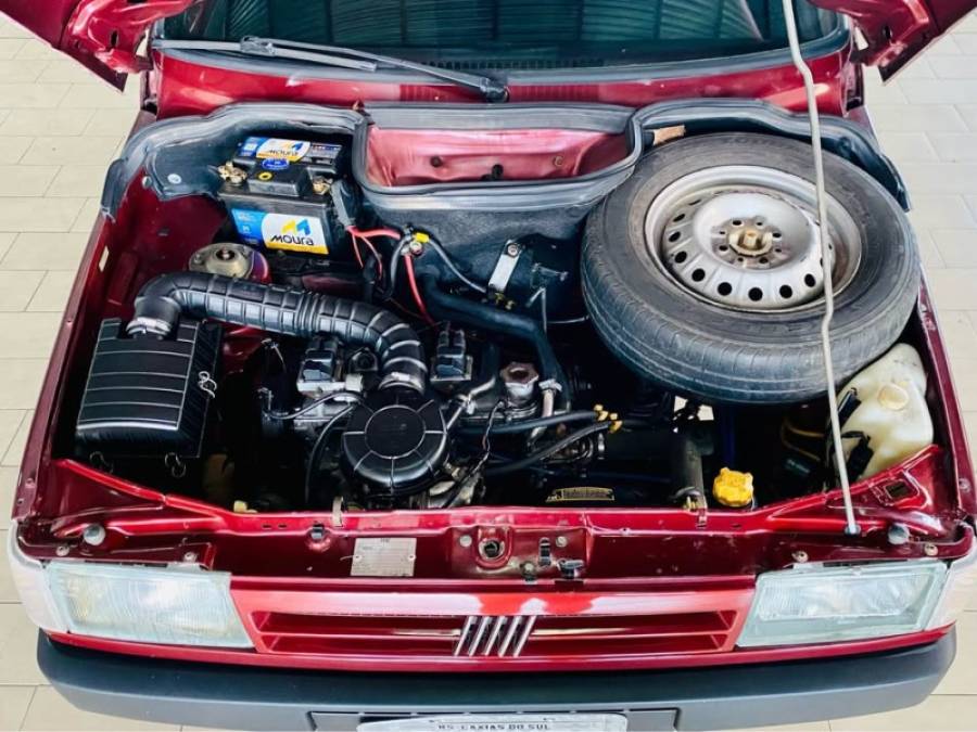 FIAT - UNO - 1995/1996 - Vinho - R$ 10.990,00