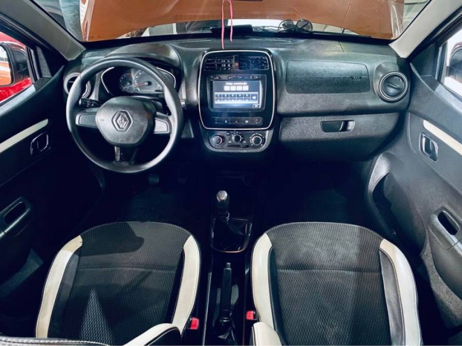 RENAULT - KWID - 2018/2018 - Laranja - R$ 39.990,00