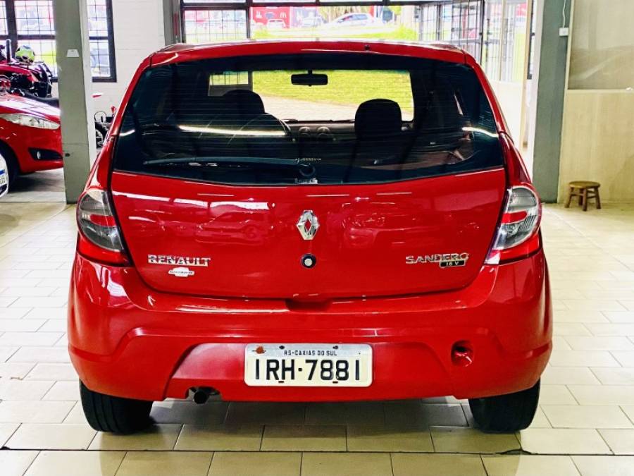 RENAULT - SANDERO - 2010/2011 - Vermelha - R$ 27.990,00