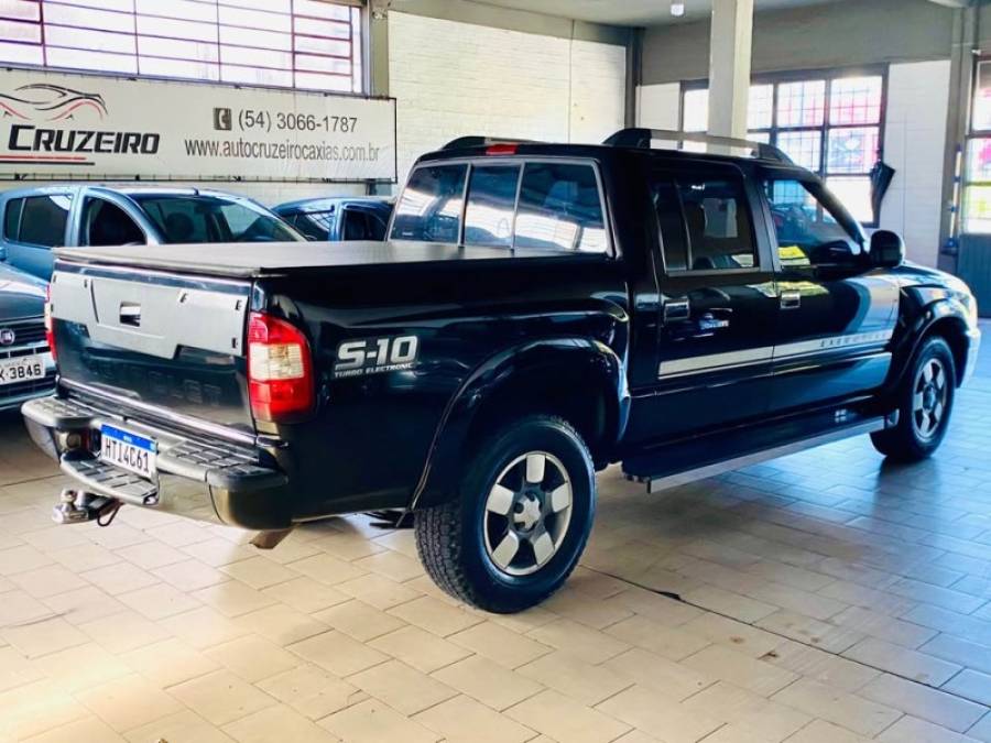 CHEVROLET - S10 - 2009/2009 - Preta - R$ 67.990,00