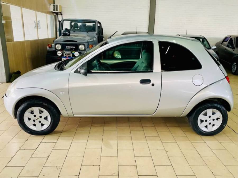 FORD - KA - 2001/2001 - Prata - R$ 12.500,00