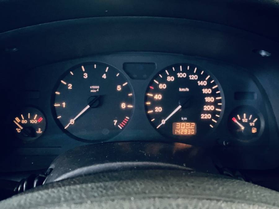 CHEVROLET - ASTRA - 2000/2000 - Prata - R$ 18.990,00