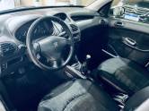 PEUGEOT - 206 - 2005/2006 - Prata - R$ 12.990,00