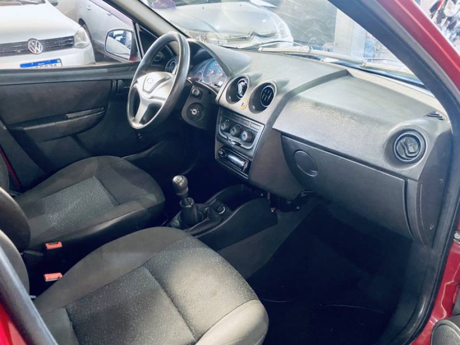 CHEVROLET - CELTA - 2011/2012 - Vermelha - R$ 22.990,00