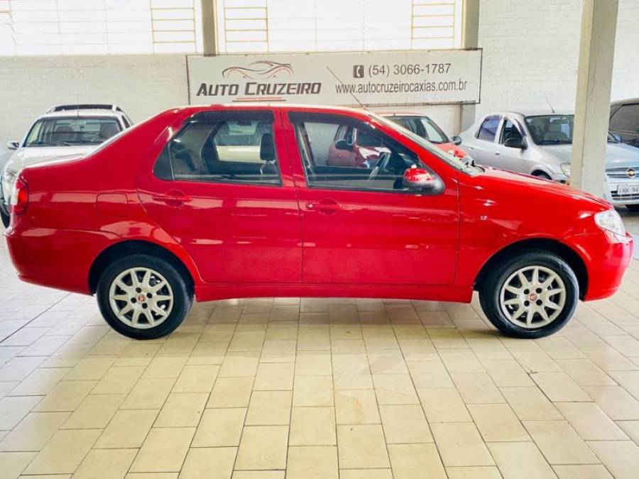 FIAT - SIENA - 2005/2005 - Vermelha - R$ 21.990,00