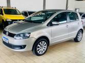 VOLKSWAGEN - FOX - 2014/2014 - Prata - R$ 37.990,00