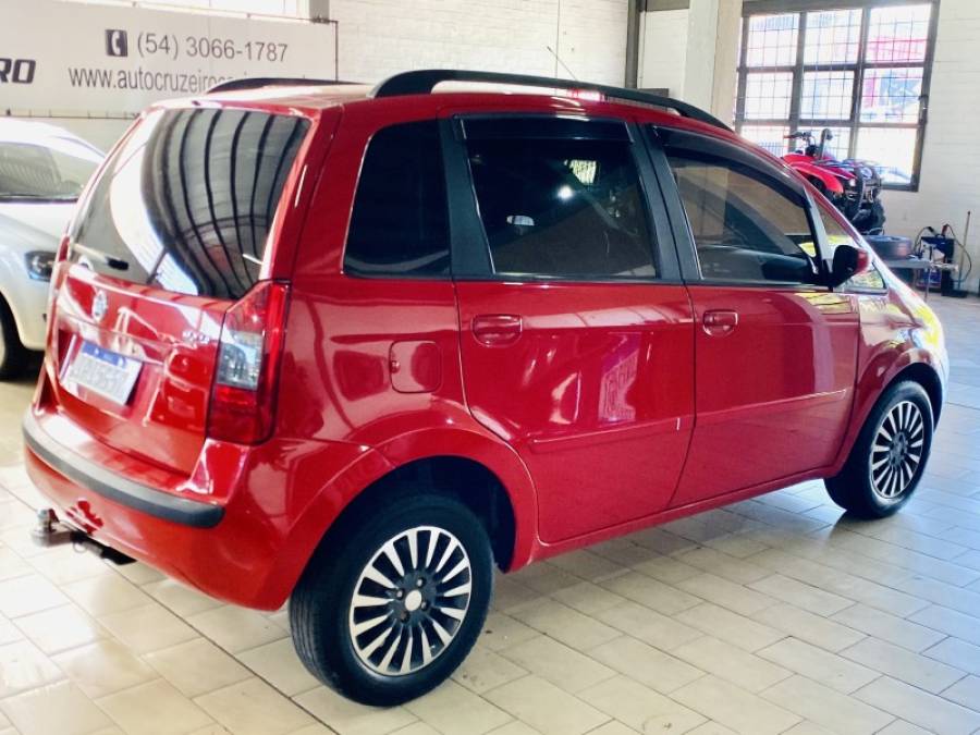 FIAT - IDEA - 2008/2009 - Vermelha - R$ 25.990,00