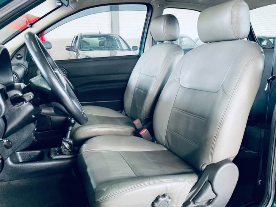 CHEVROLET - CORSA - 2000/2000 - Verde - R$ 14.500,00