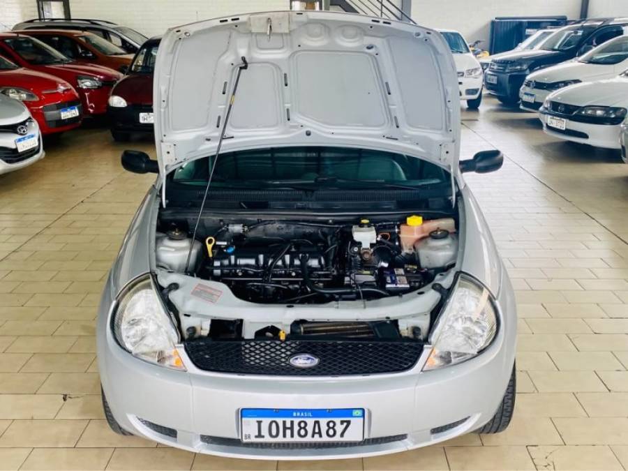 FORD - KA - 2006/2007 - Prata - R$ 16.990,00