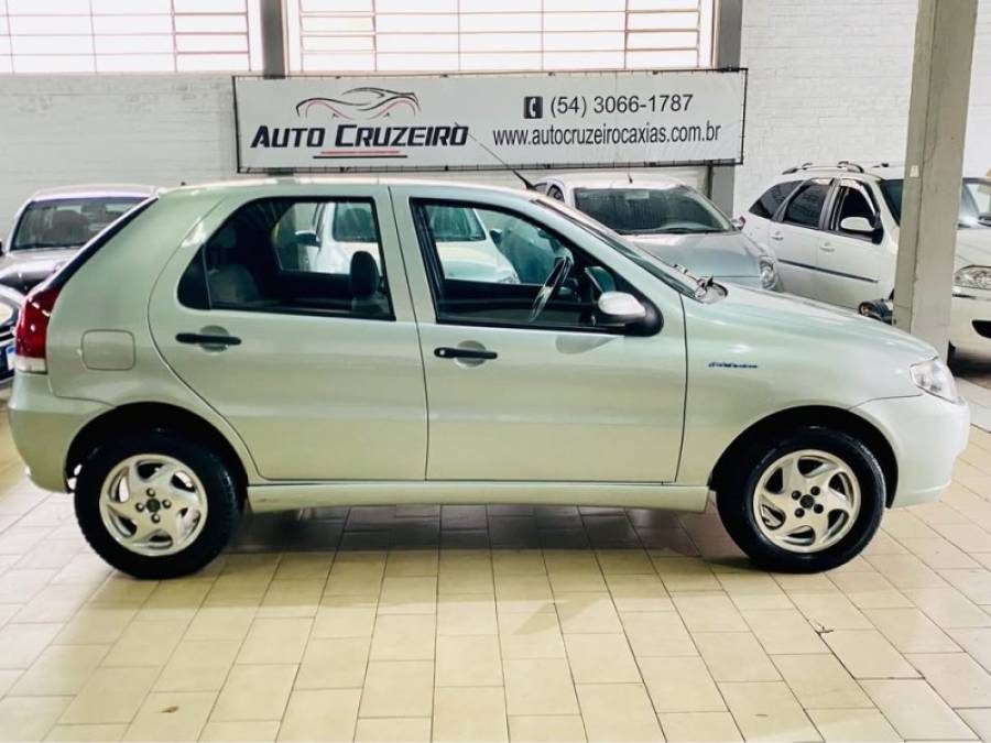 FIAT - PALIO - 2007/2007 - Verde - R$ 24.990,00
