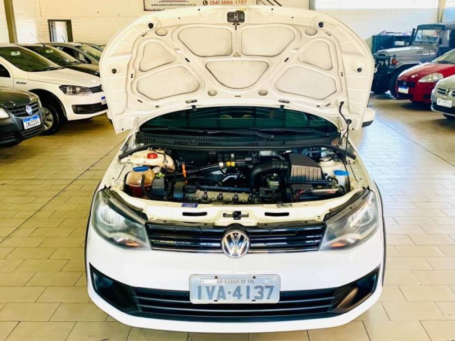 VOLKSWAGEN - SAVEIRO - 2014/2014 - Branca - R$ 47.990,00
