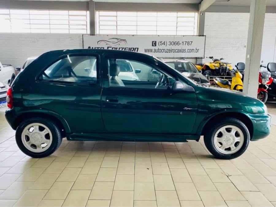 CHEVROLET - CORSA - 2000/2000 - Verde - R$ 14.500,00