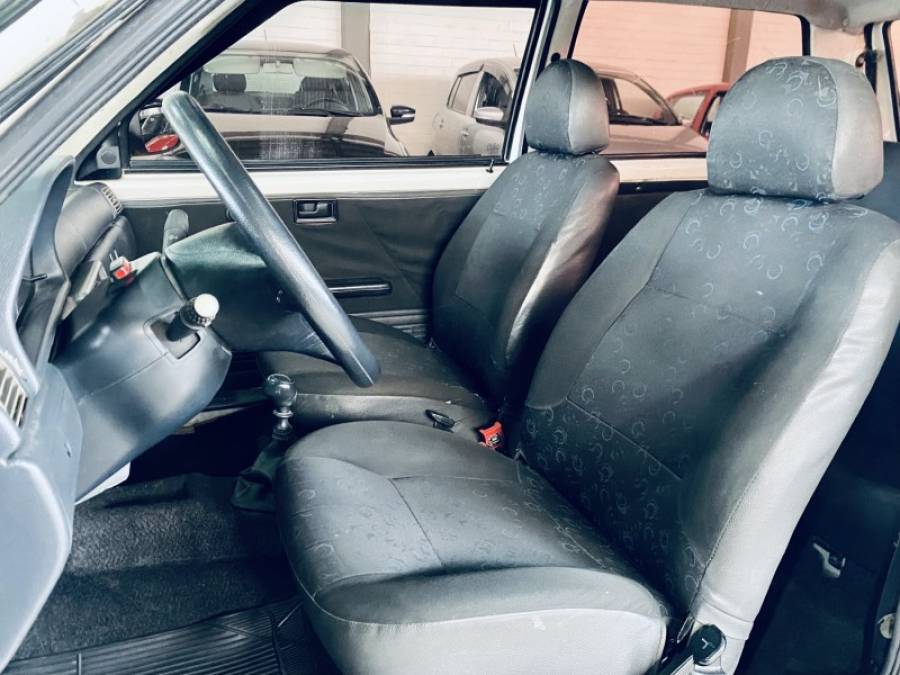 FIAT - UNO - 2008/2009 - Branca - R$ 15.990,00