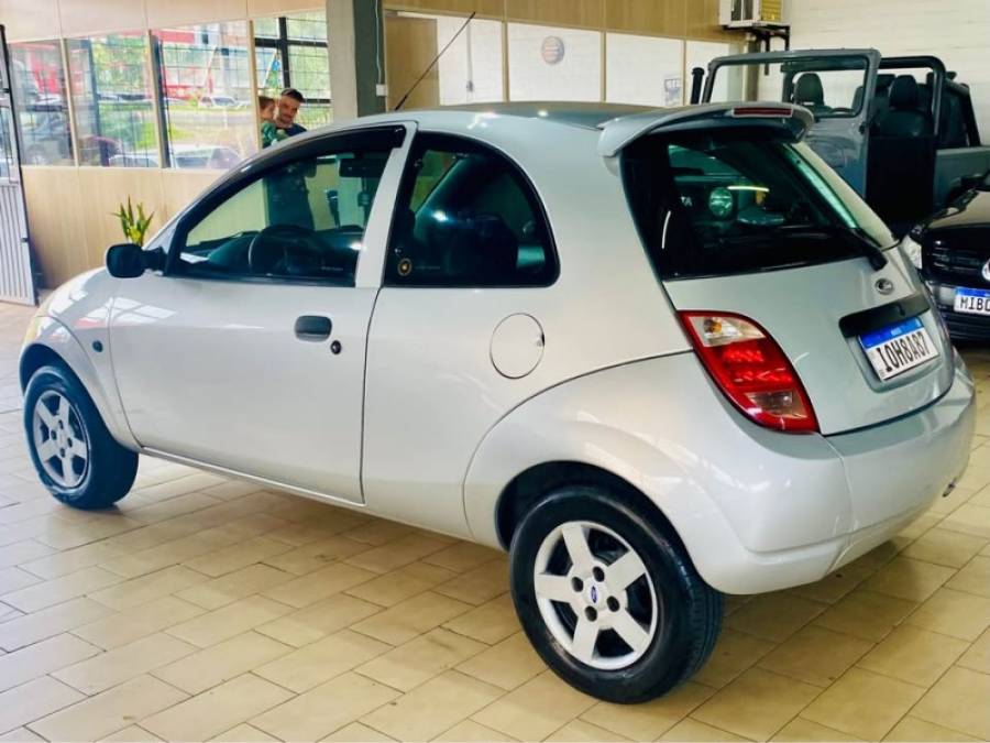 FORD - KA - 2006/2007 - Prata - R$ 16.990,00