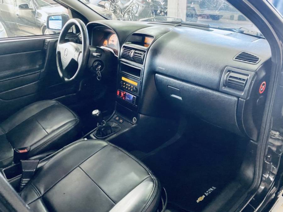 CHEVROLET - ASTRA - 2004/2005 - Preta - R$ 29.990,00