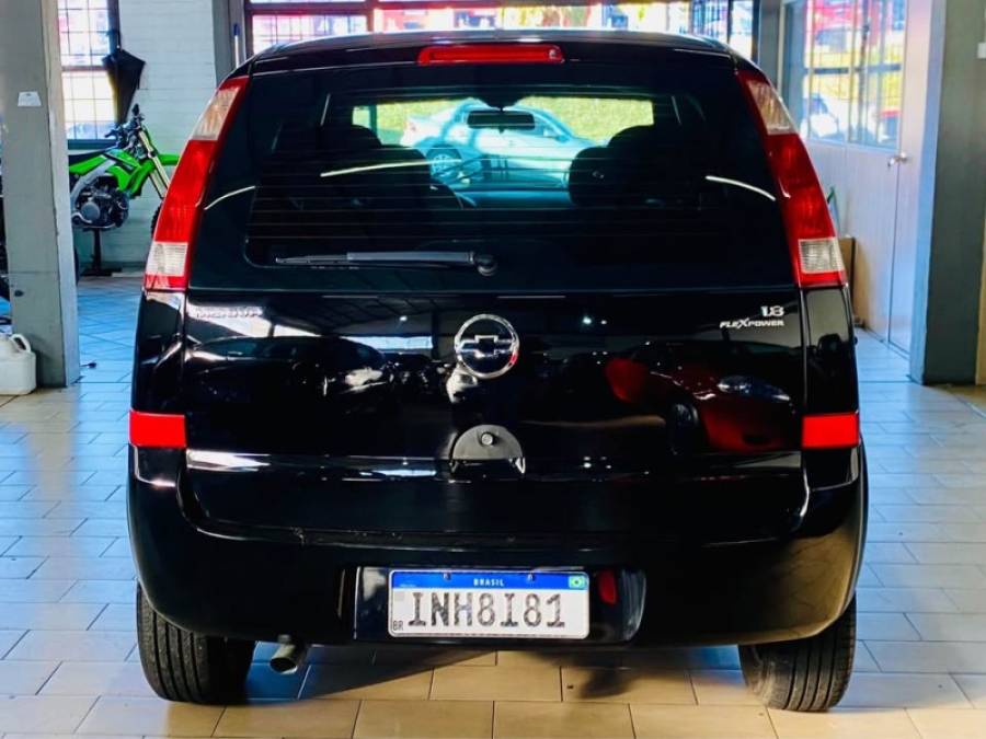 CHEVROLET - MERIVA - 2006/2007 - Preta - R$ 24.990,00