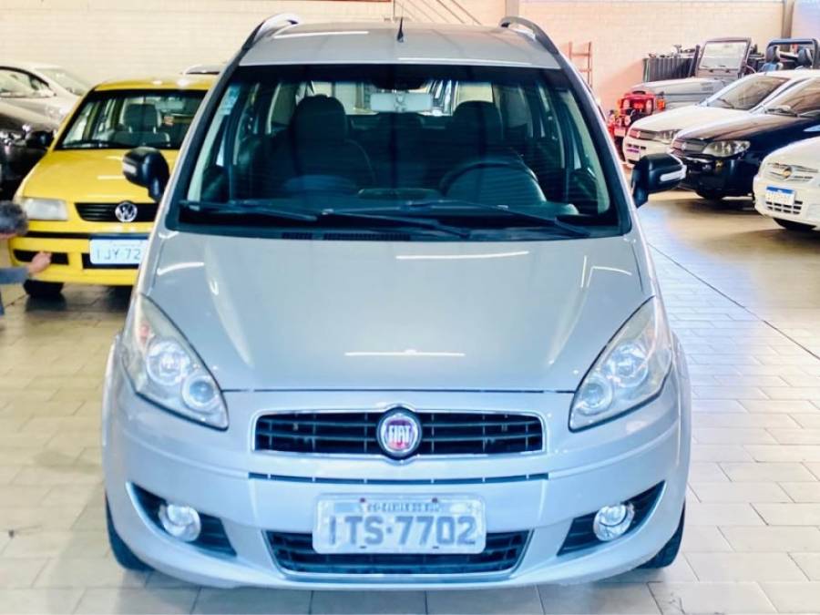 FIAT - IDEA - 2012/2013 - Prata - R$ 35.990,00