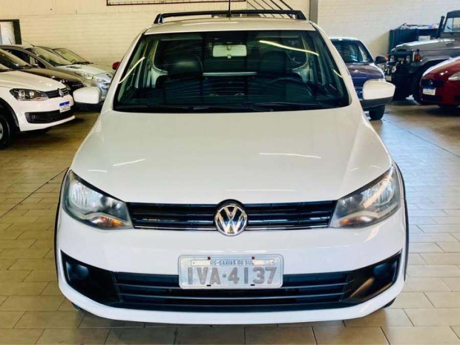 VOLKSWAGEN - SAVEIRO - 2014/2014 - Branca - R$ 47.990,00