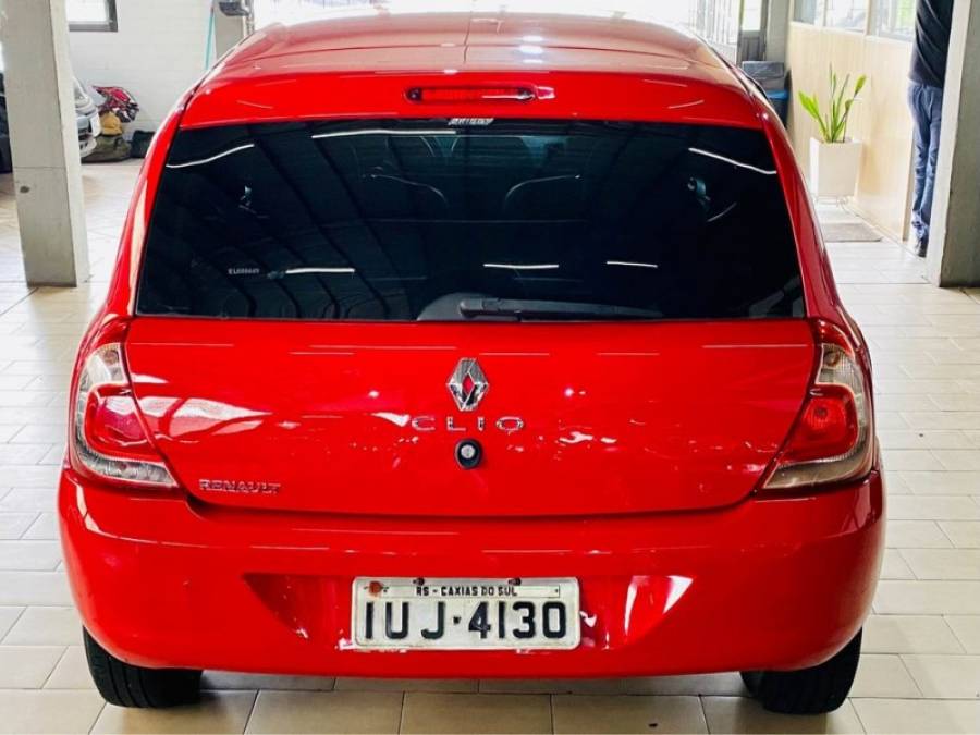 RENAULT - CLIO - 2014/2014 - Vermelha - R$ 27.990,00