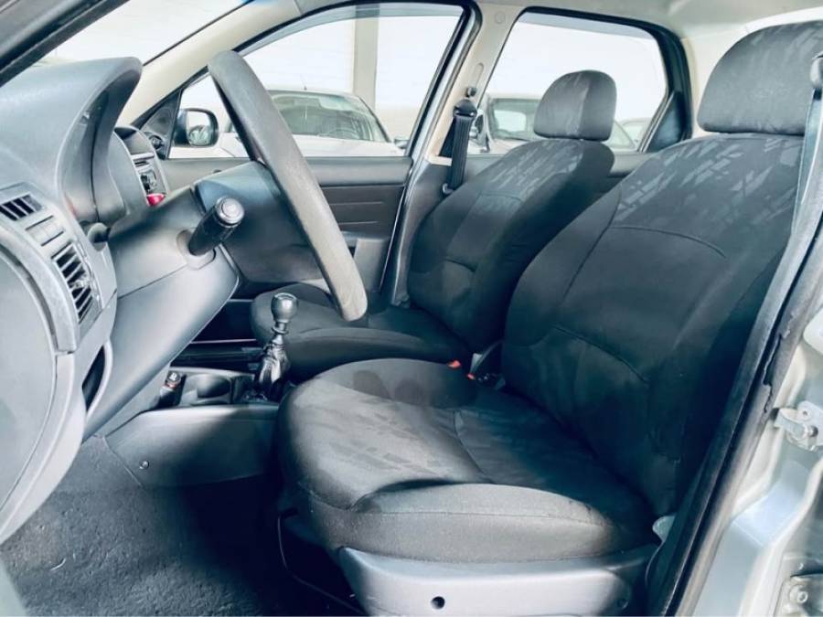 FIAT - SIENA - 2010/2010 - Cinza - R$ 28.990,00