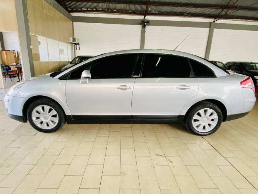 CITROËN - C4 - 2008/2009 - Prata - R$ 25.990,00