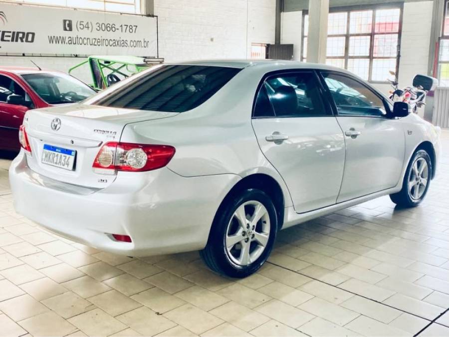 TOYOTA - COROLLA - 2014/2014 - Prata - R$ 71.990,00