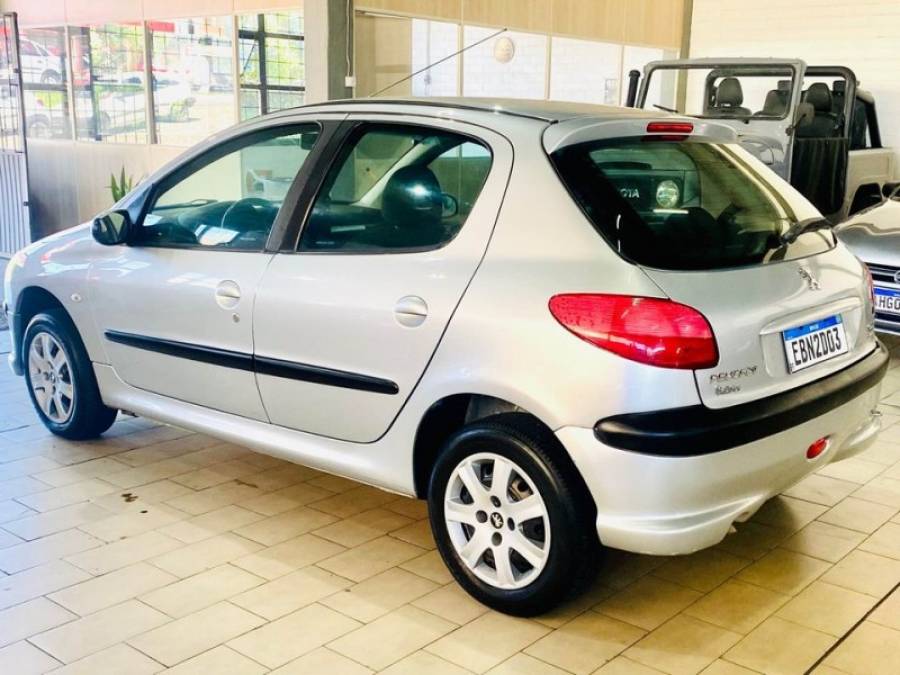 PEUGEOT - 206 - 2008/2008 - Prata - R$ 15.990,00