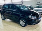 VOLKSWAGEN - FOX - 2012/2013 - Preta - R$ 34.990,00