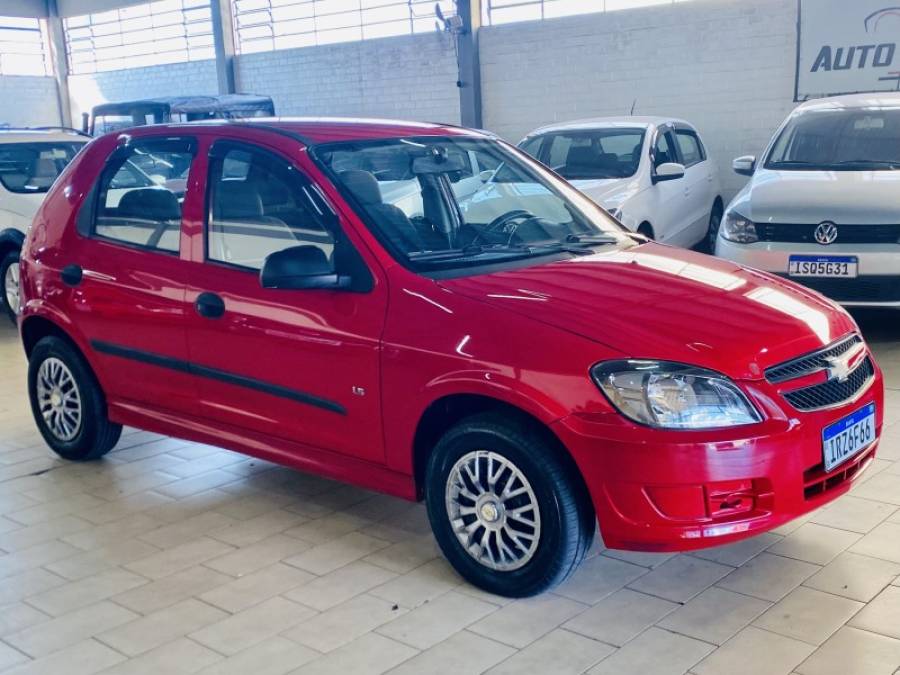 CHEVROLET - CELTA - 2011/2012 - Vermelha - R$ 22.990,00