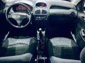 PEUGEOT - 206 - 2005/2006 - Prata - R$ 12.990,00