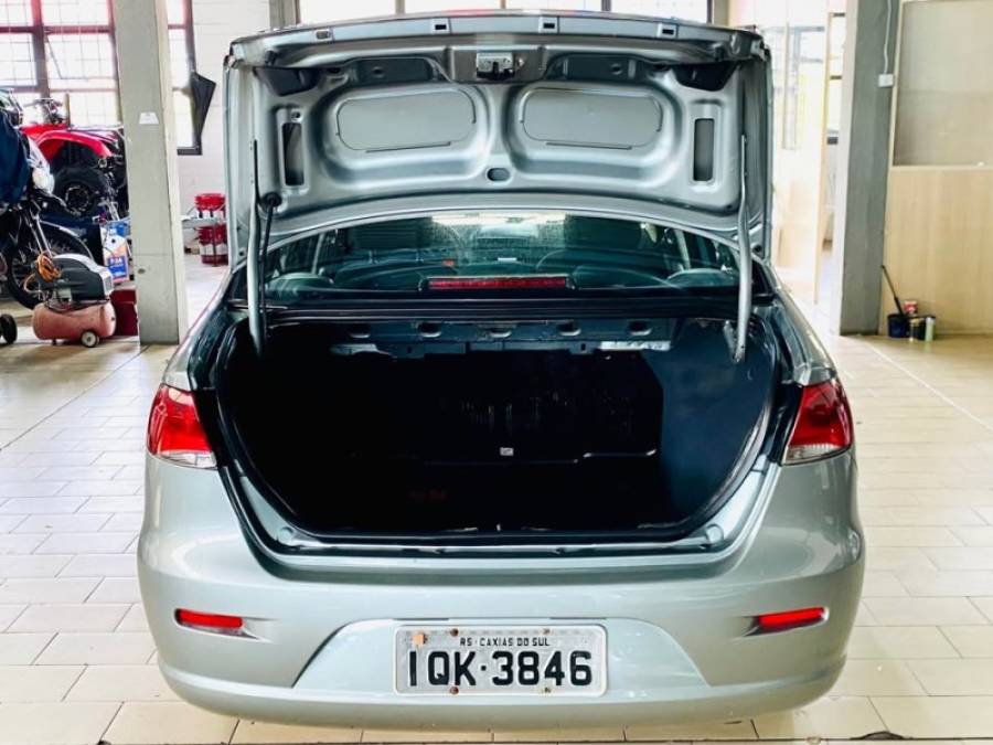 FIAT - SIENA - 2010/2010 - Cinza - R$ 28.990,00