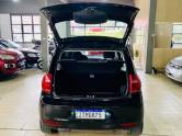 VOLKSWAGEN - FOX - 2012/2013 - Preta - R$ 34.990,00