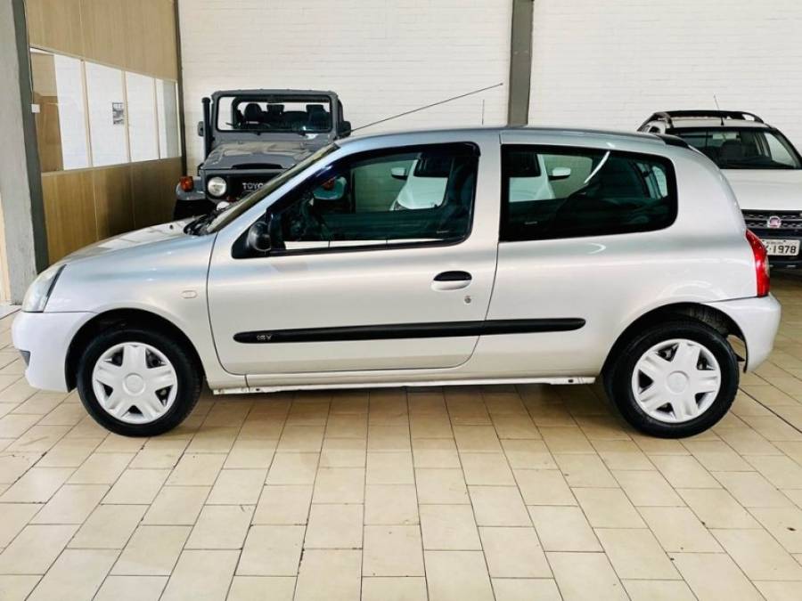 RENAULT - CLIO - 2011/2011 - Prata - R$ 18.990,00