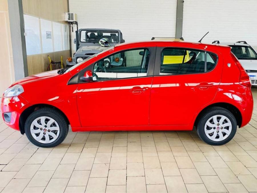 FIAT - PALIO - 2013/2013 - Vermelha - R$ 36.990,00