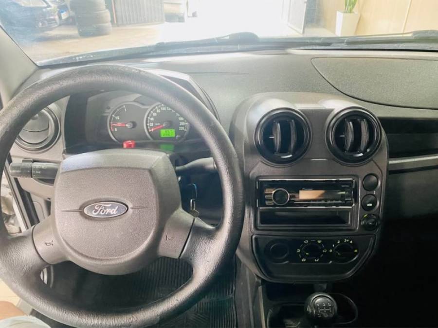 FORD - KA - 2009/2009 - Preta - R$ 16.990,00